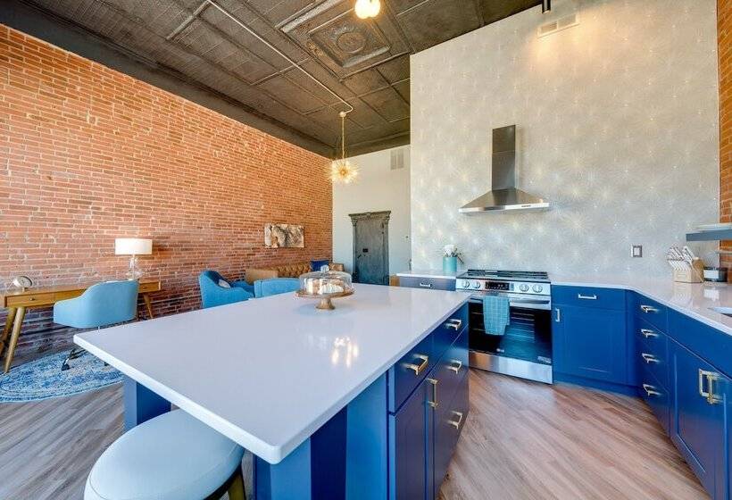 Idyllic Biggsville Vacation Rental: 10 Mi To River