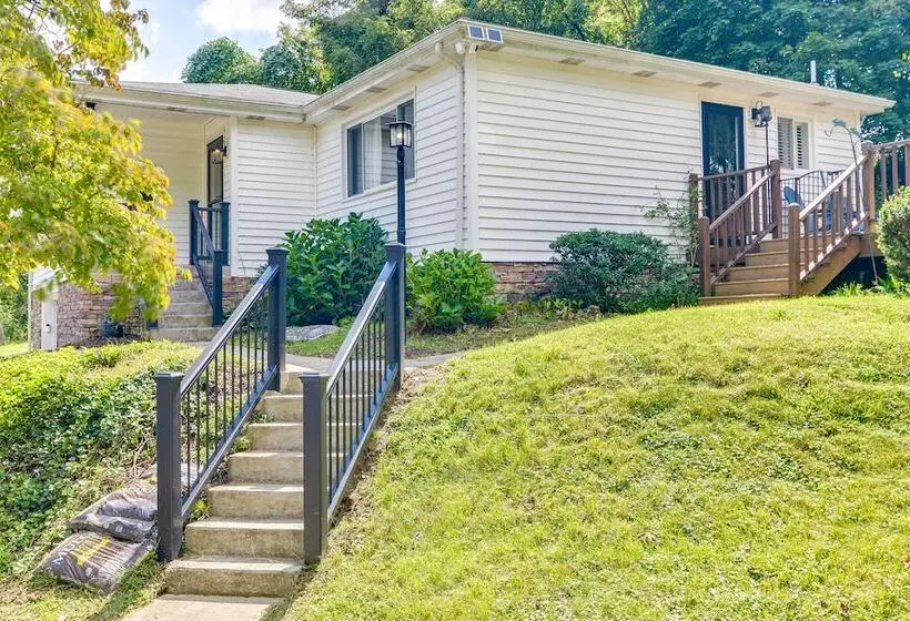 Luxurious Morgantown Retreat W/ Stunning Views!