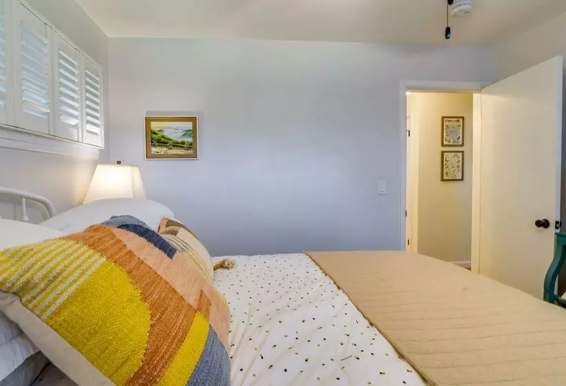 Luxurious Morgantown Retreat W/ Stunning Views!