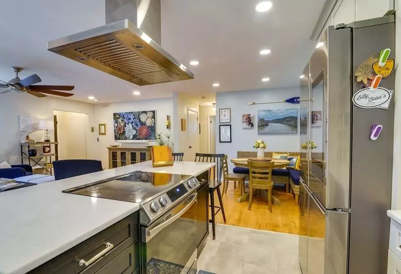 Luxurious Morgantown Retreat W/ Stunning Views!