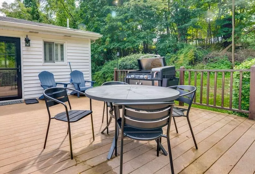 Luxurious Morgantown Retreat W/ Stunning Views!