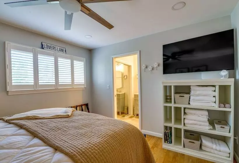 Luxurious Morgantown Retreat W/ Stunning Views!