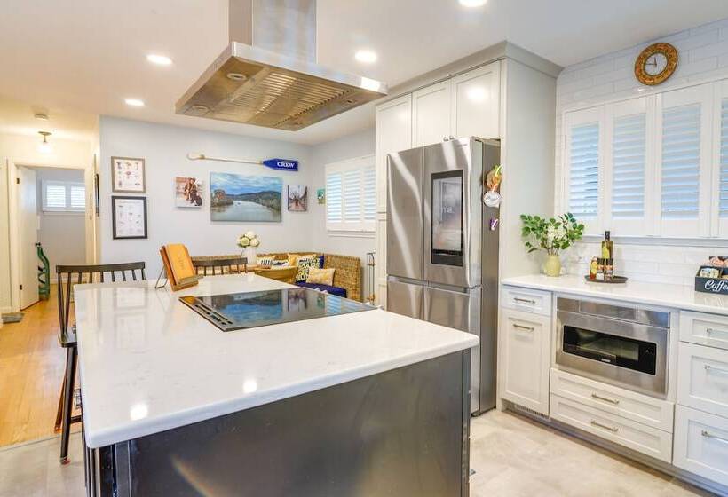 Luxurious Morgantown Retreat W/ Stunning Views!