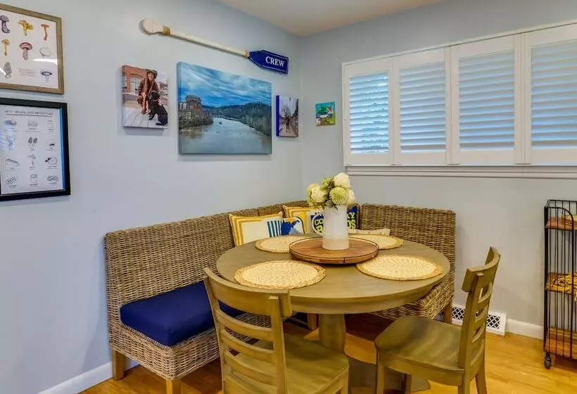 Luxurious Morgantown Retreat W/ Stunning Views!