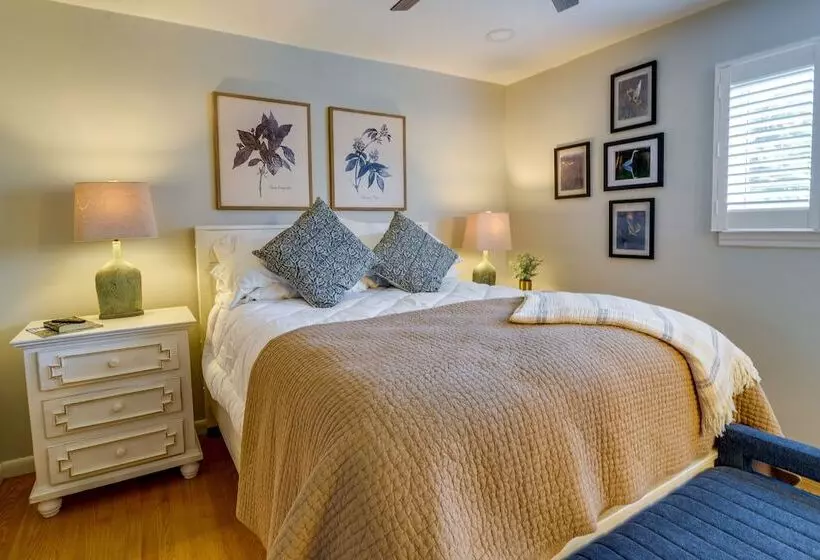 Luxurious Morgantown Retreat W/ Stunning Views!