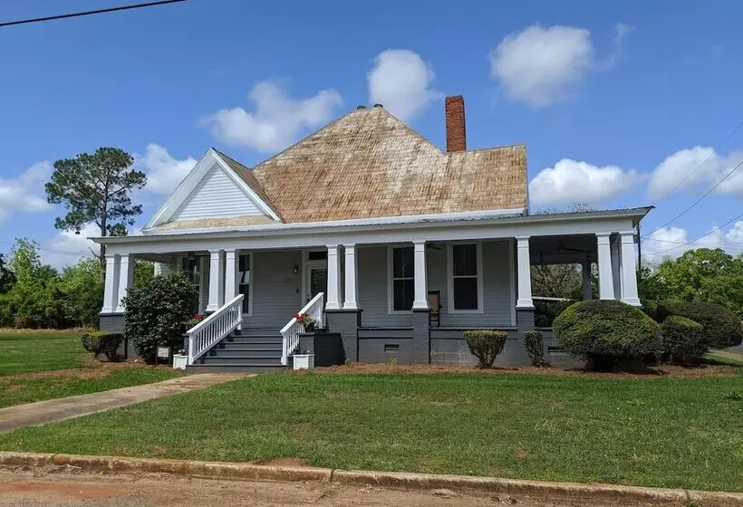 M G Richardson Bed & Breakfast