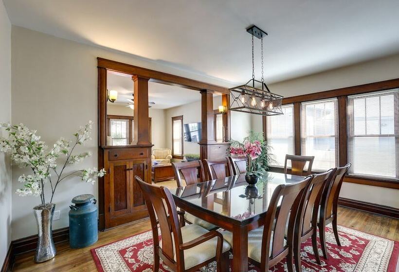 Missouri Retreat W/ Deck, Grill & Shuffleboard!