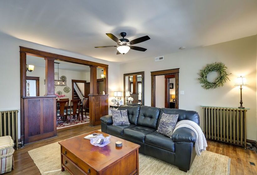 Missouri Retreat W/ Deck, Grill & Shuffleboard!