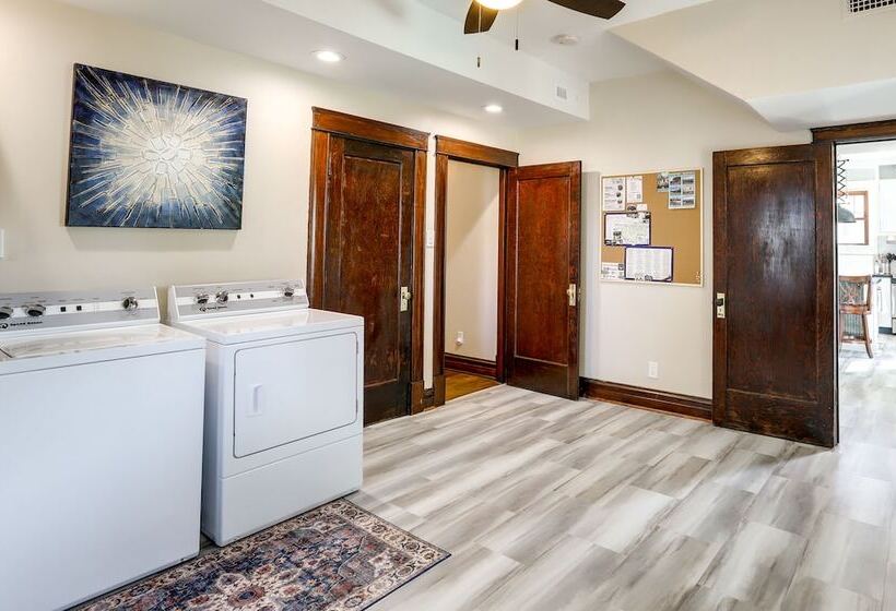 Missouri Retreat W/ Deck, Grill & Shuffleboard!