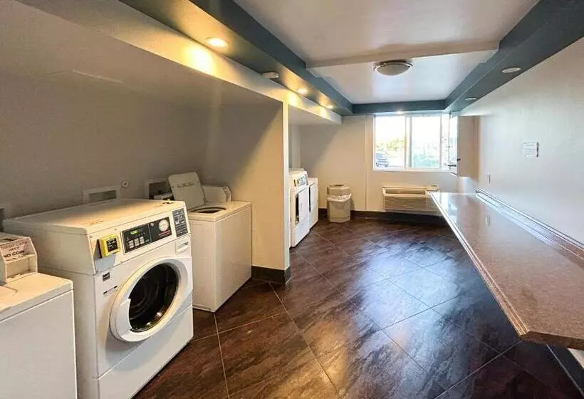 Motelli Studio 6 Suites Carson, Ca