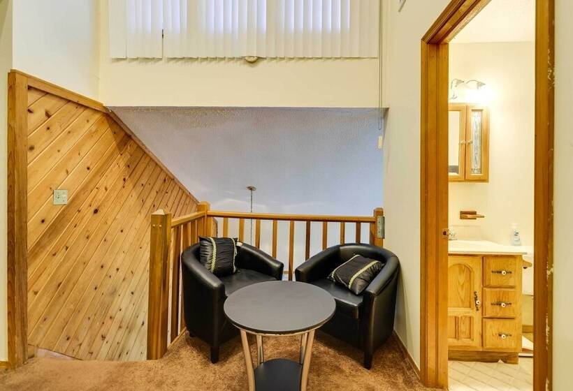 Tobyhanna Abode W/ Golf & Pool Access!