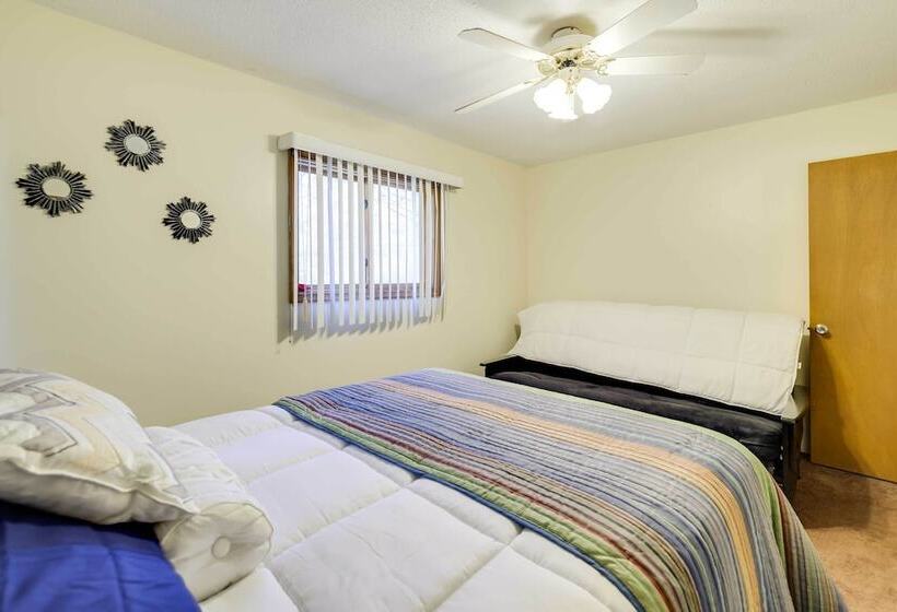 Tobyhanna Abode W/ Golf & Pool Access!