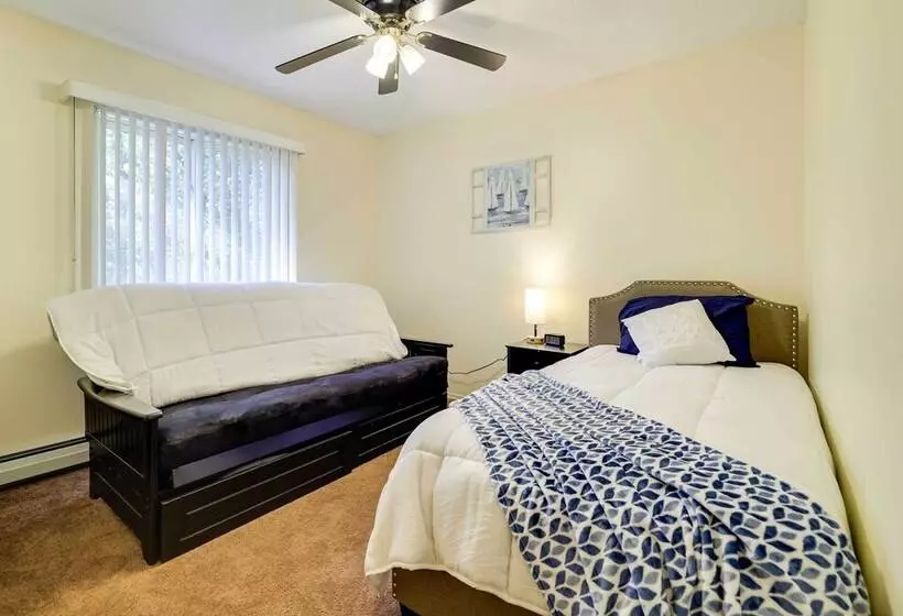 Tobyhanna Abode W/ Golf & Pool Access!