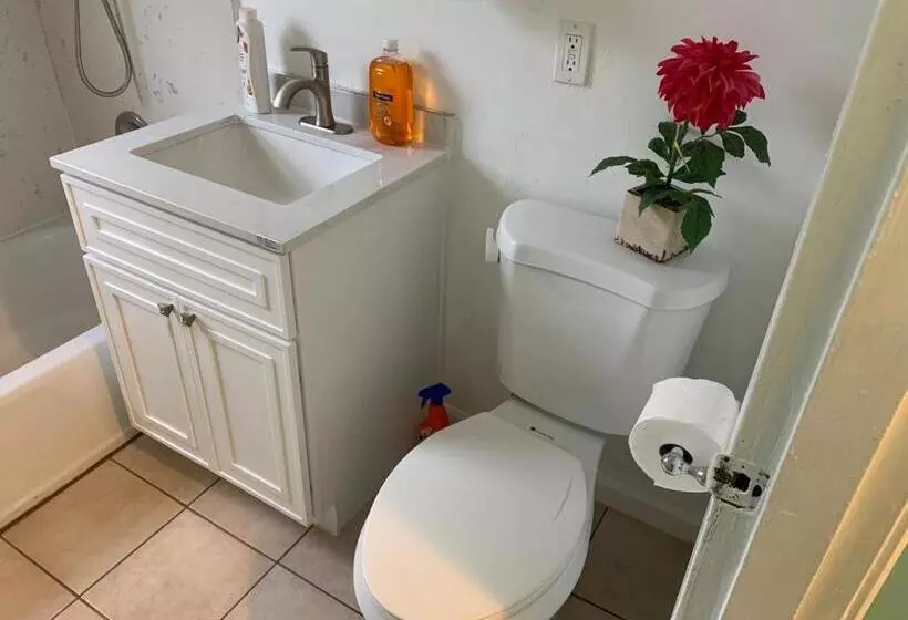 ペンション Tehama Home   Cozy & Affordable Private Rooms Near Berkeley