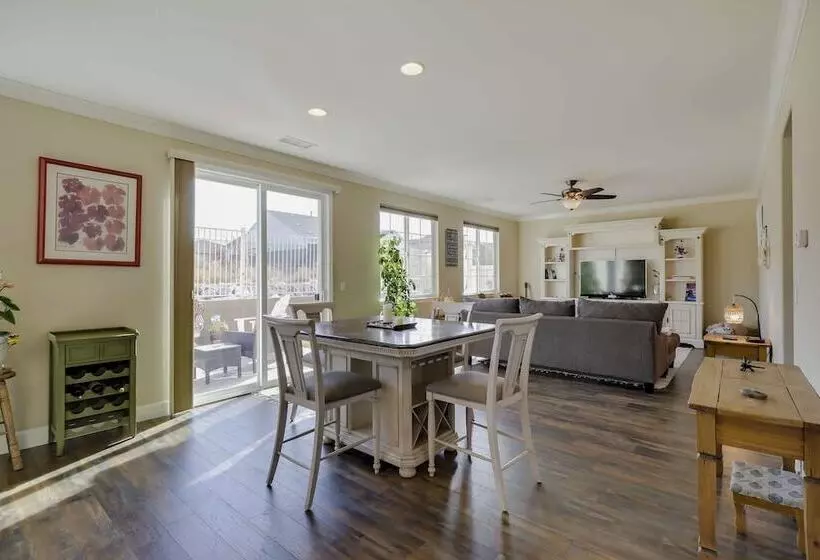 Reno Home ~ 7 Mi To Reno Sparks Convention Center!