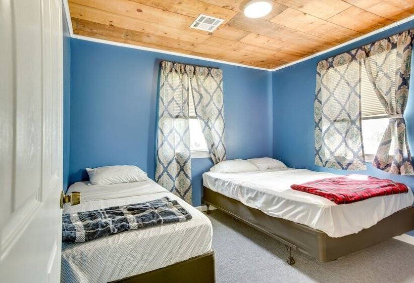 Pet Friendly St Bernard Home Near Fishing!