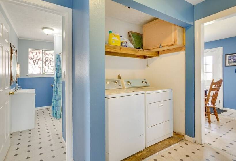 Pet Friendly St Bernard Home Near Fishing!