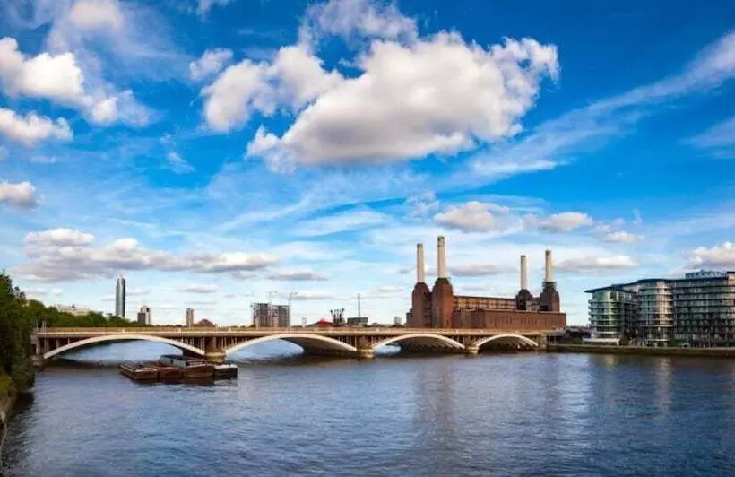 اقامتگاه Comfortable 2 Bed House In London Zone 2