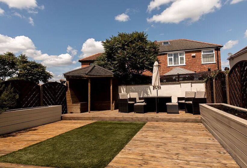 レジデンス Inviting 3 Bed House In Manchester