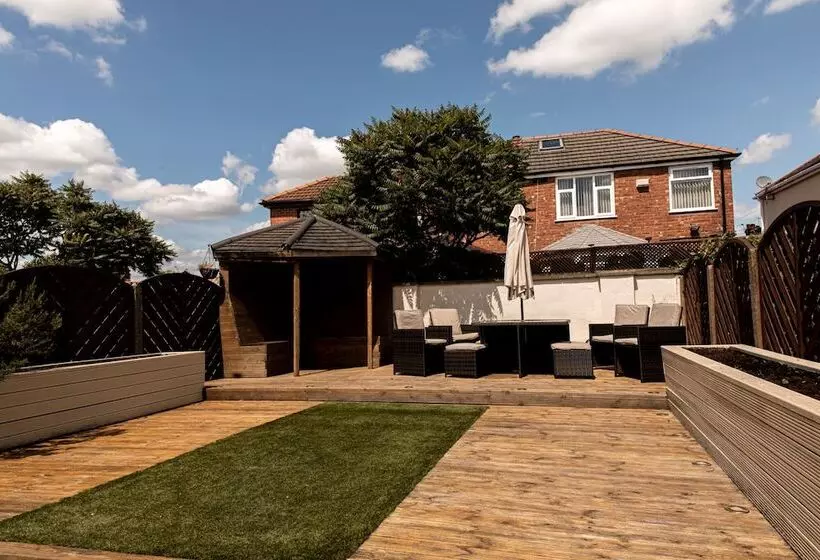 Residenssi Inviting 3 Bed House In Manchester