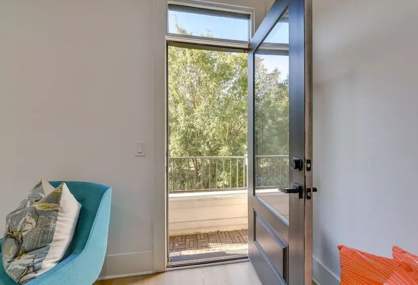 South End Charlotte Townhome < 2 Mi To Uptown!