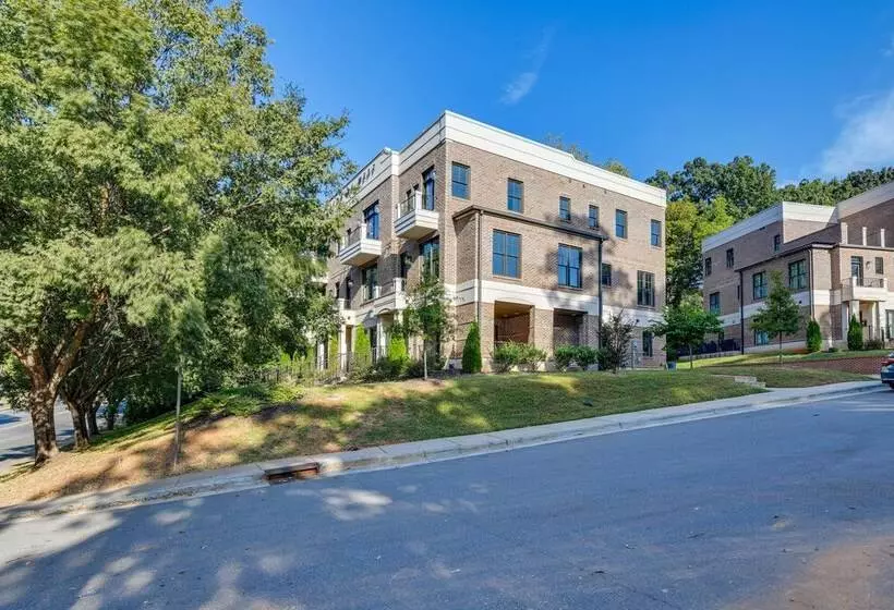 South End Charlotte Townhome < 2 Mi To Uptown!