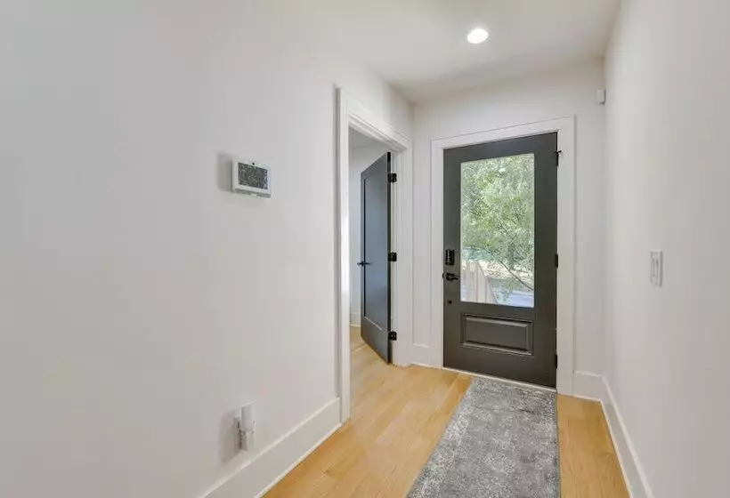 South End Charlotte Townhome < 2 Mi To Uptown!