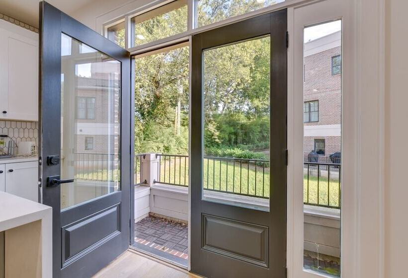 South End Charlotte Townhome < 2 Mi To Uptown!