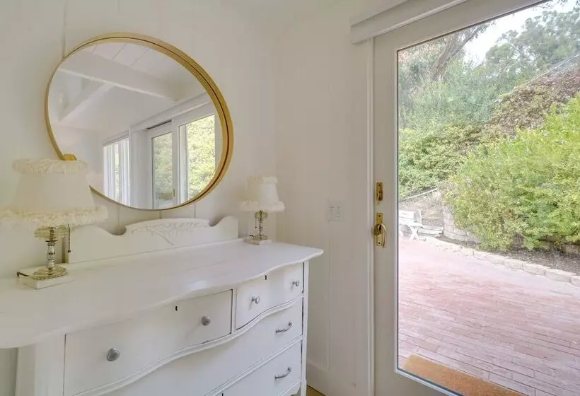 Stunning Ventura Cottage W/ Deck + Ocean View!