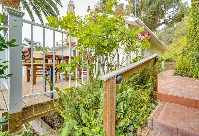 Stunning Ventura Cottage W/ Deck + Ocean View!