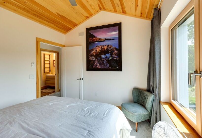 Acadia Home W/ Rooftop Deck   Close To Trails!