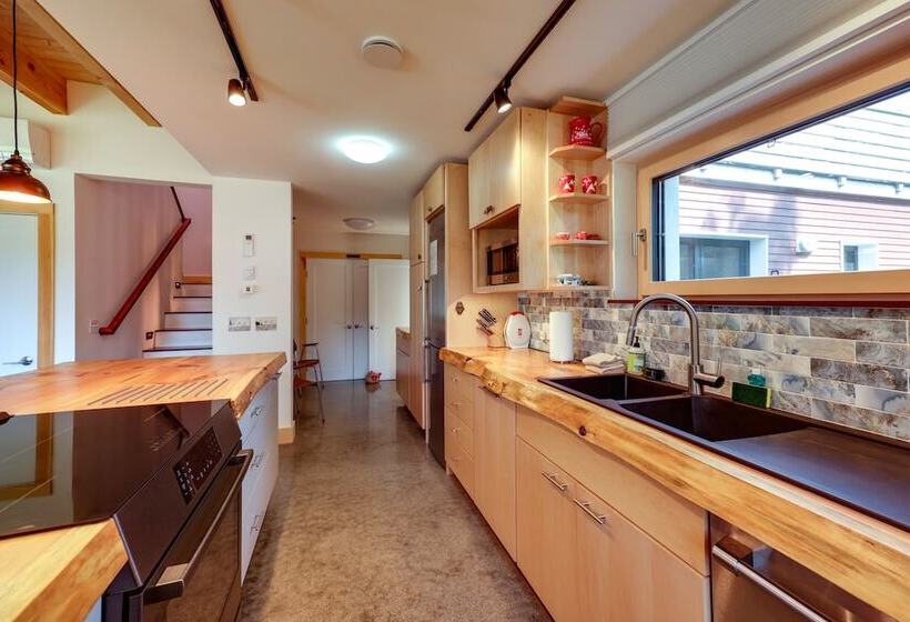 Acadia Home W/ Rooftop Deck   Close To Trails!