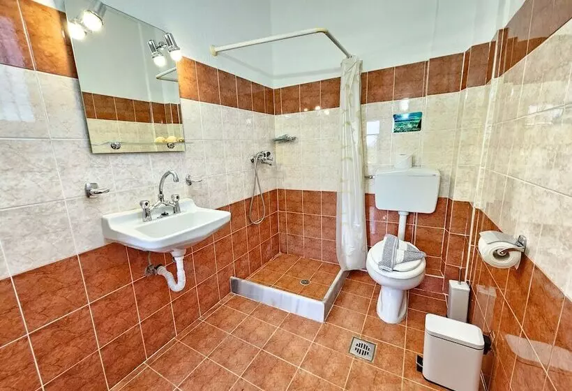 Aamiaismajoitus (B&B) Galini Studios
