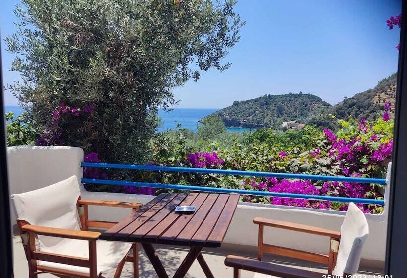 민박 Galini Studios