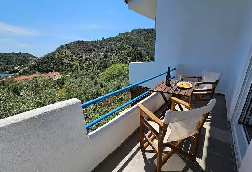 Aamiaismajoitus (B&B) Galini Studios