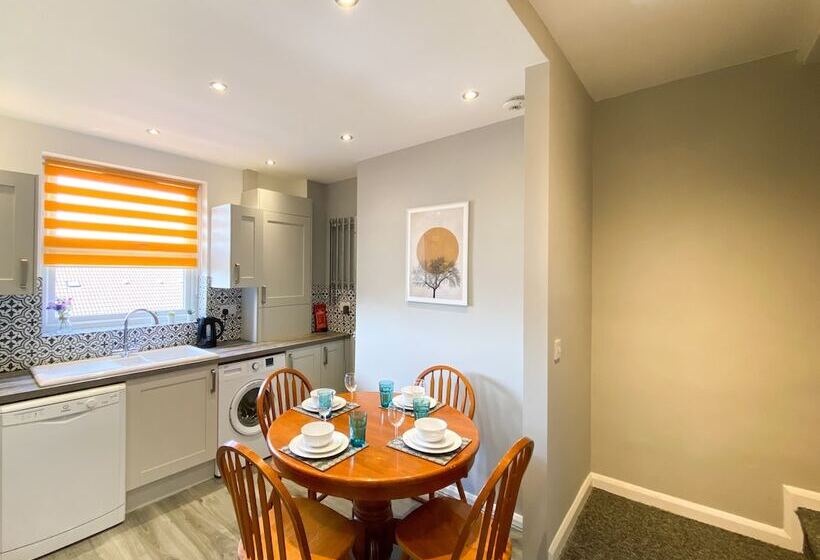 צימר Waterloo House