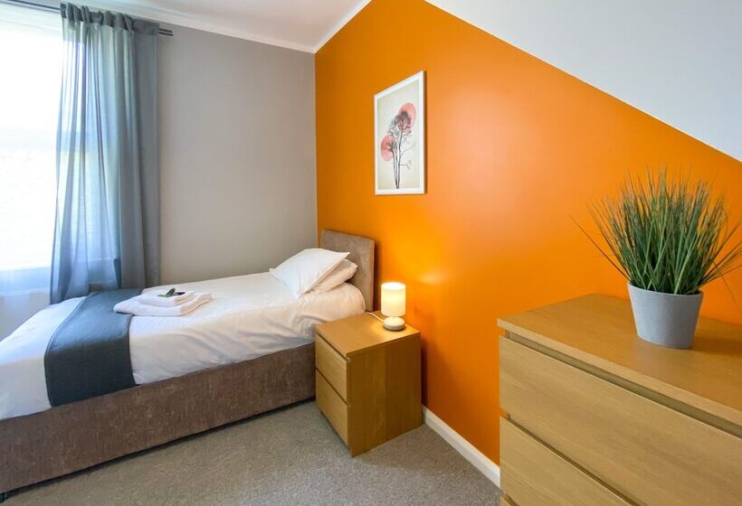 צימר Waterloo House