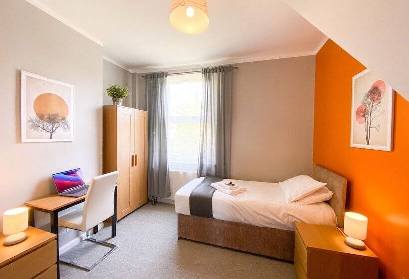 ベッドアンドブレックファースト Waterloo House