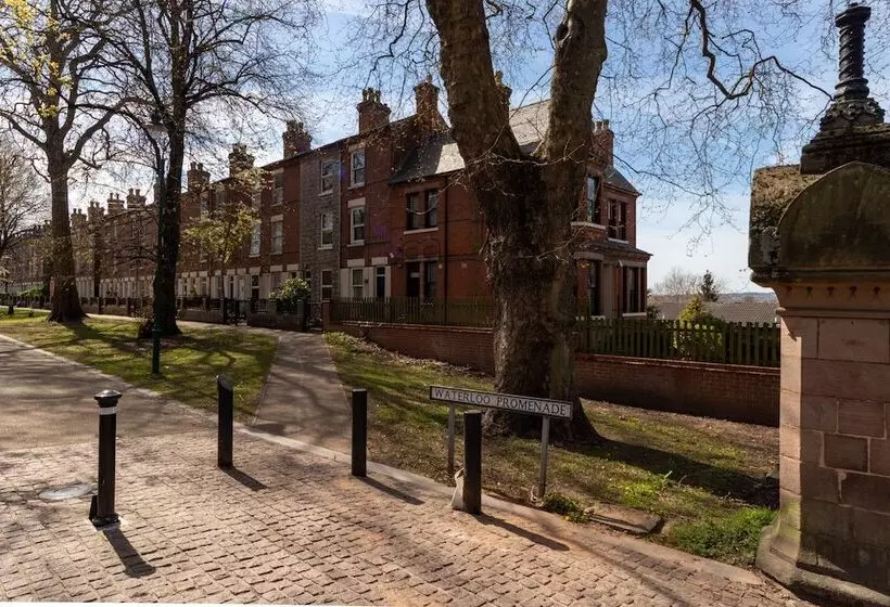 تختخواب و صبحانه Waterloo House