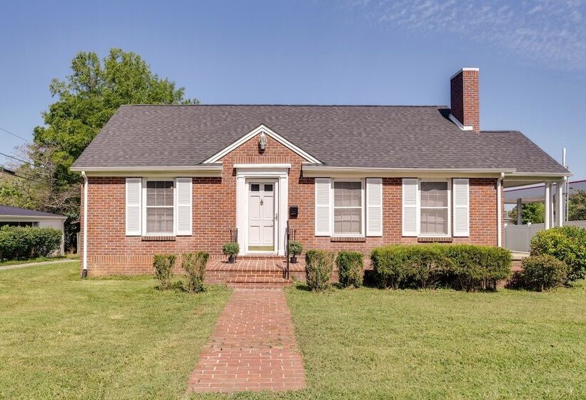 Charming Tullahoma Stay W/ Great Walkable Location