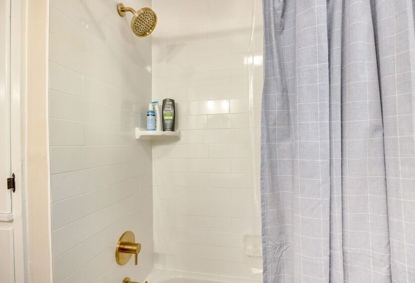 Pet Friendly Oklahoma City Home W/ Patio!