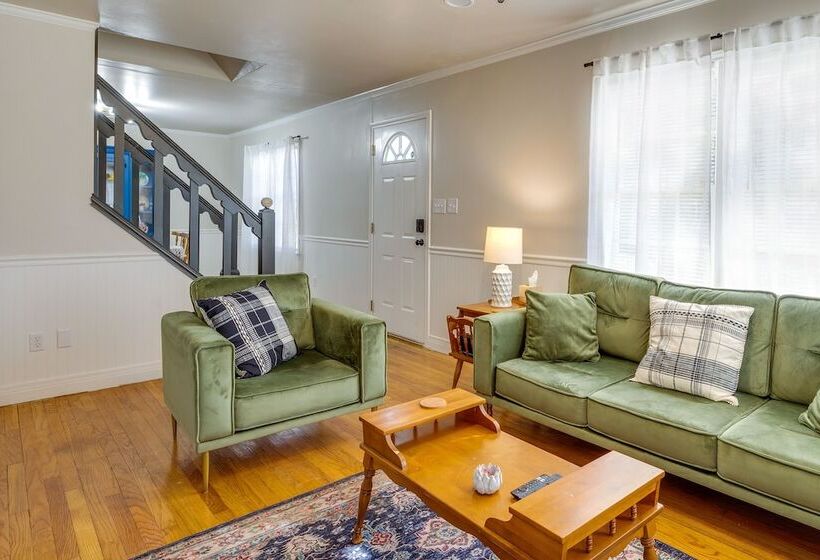 Pet Friendly Oklahoma City Home W/ Patio!