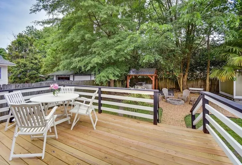 Elizabeth City Vacation Rental: Gazebo W/ Hot Tub!