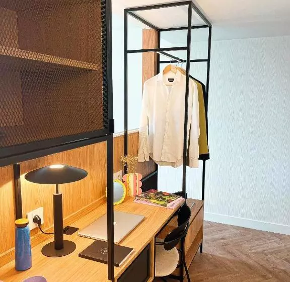 H4 Hotel Wyndham Paris Pleyel Resort