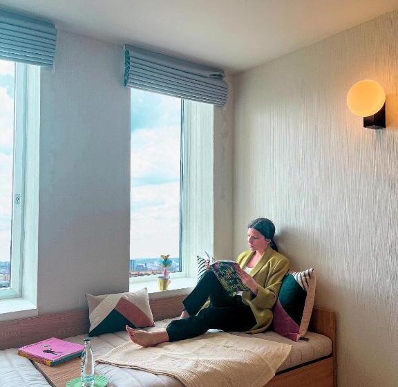 H4 Hotel Wyndham Paris Pleyel Resort