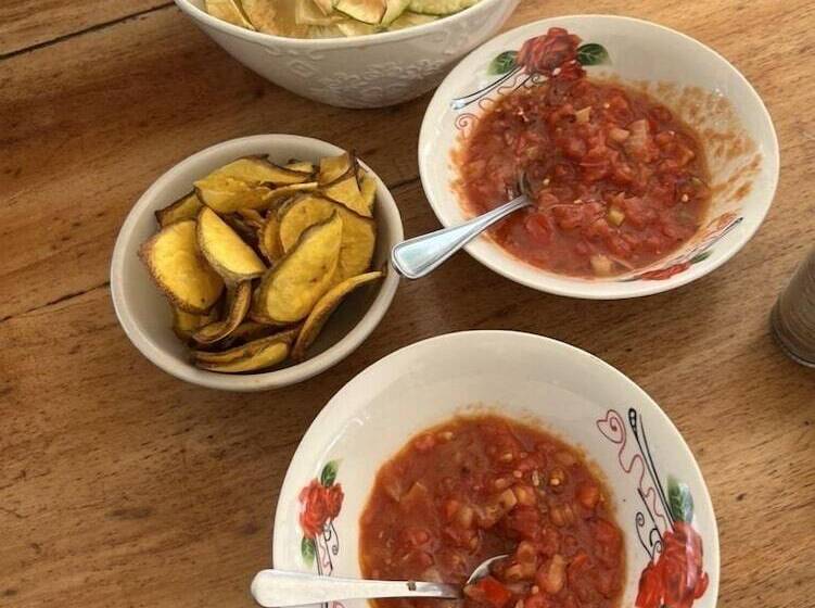 هتل Coral Cove Wellness Resort