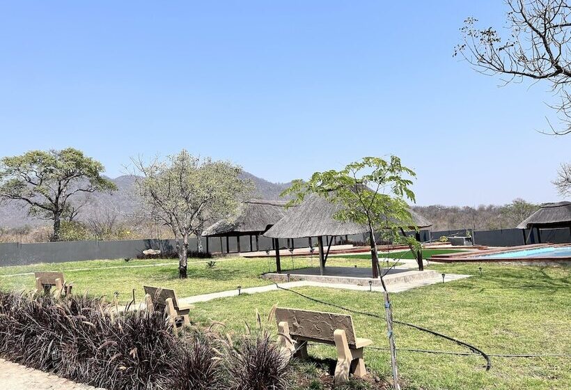 בית מלון כפרי Cyc Guest Lodge