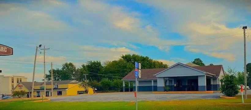 Hotelli Hallmarc Inn