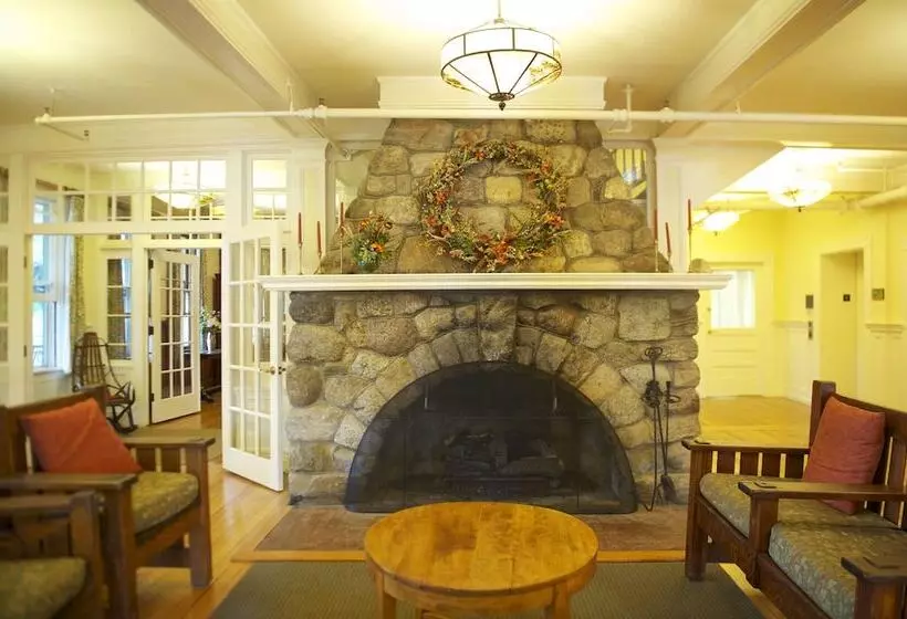 Hotelli Silver Bay Ymca Inn And Conference Center