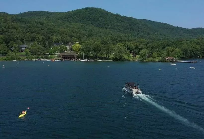 Hotelli Silver Bay Ymca Inn And Conference Center